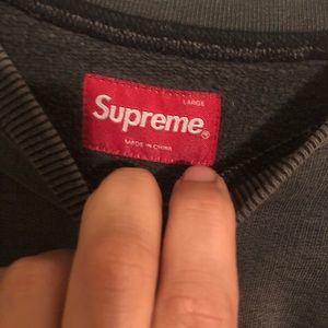 Men’s large Supreme Gray sweater. New condition
